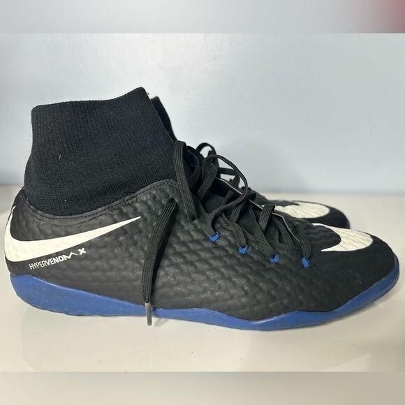 Men’s Nike Hypervenom indoor soccer shoes Size 11.5 Black / Blue Nikeskin - Picture 2 of 6